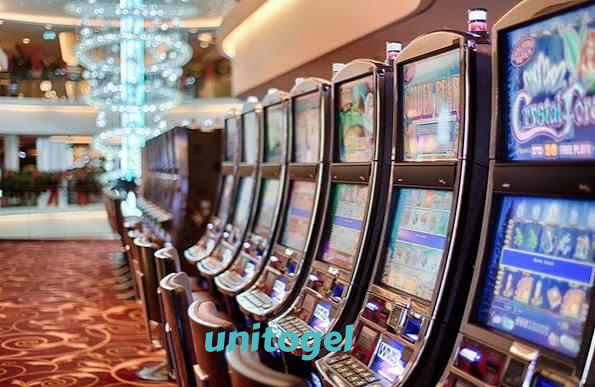 unitogel Live Dealer Tables at Your Fingertips